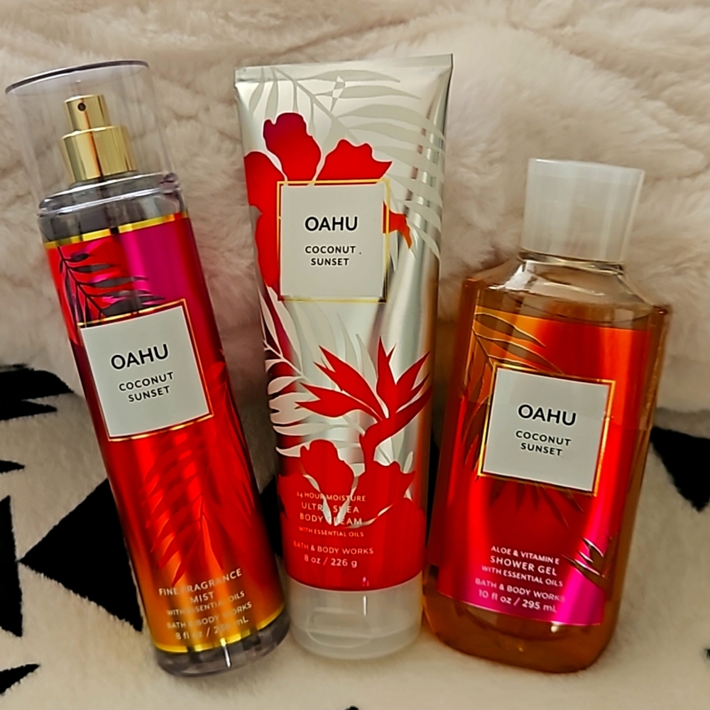 Bath & Body Oahu Coconut Sunset Mist, Body Cream & Shower gel